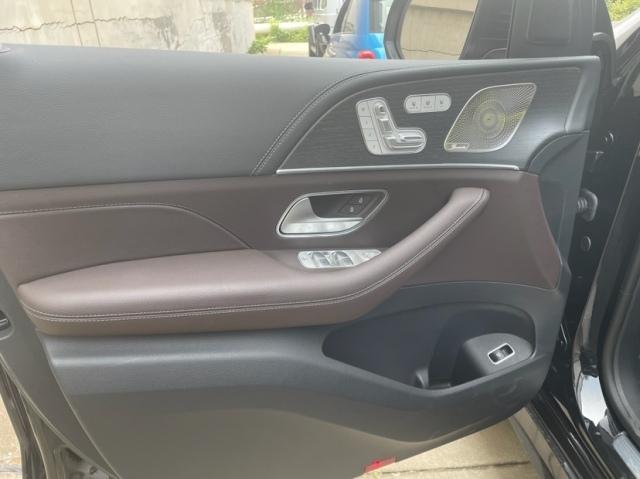 0D柴油版GLS最新价格90来万起售麻将胡了免费试玩24款奔驰GLS35(图3)